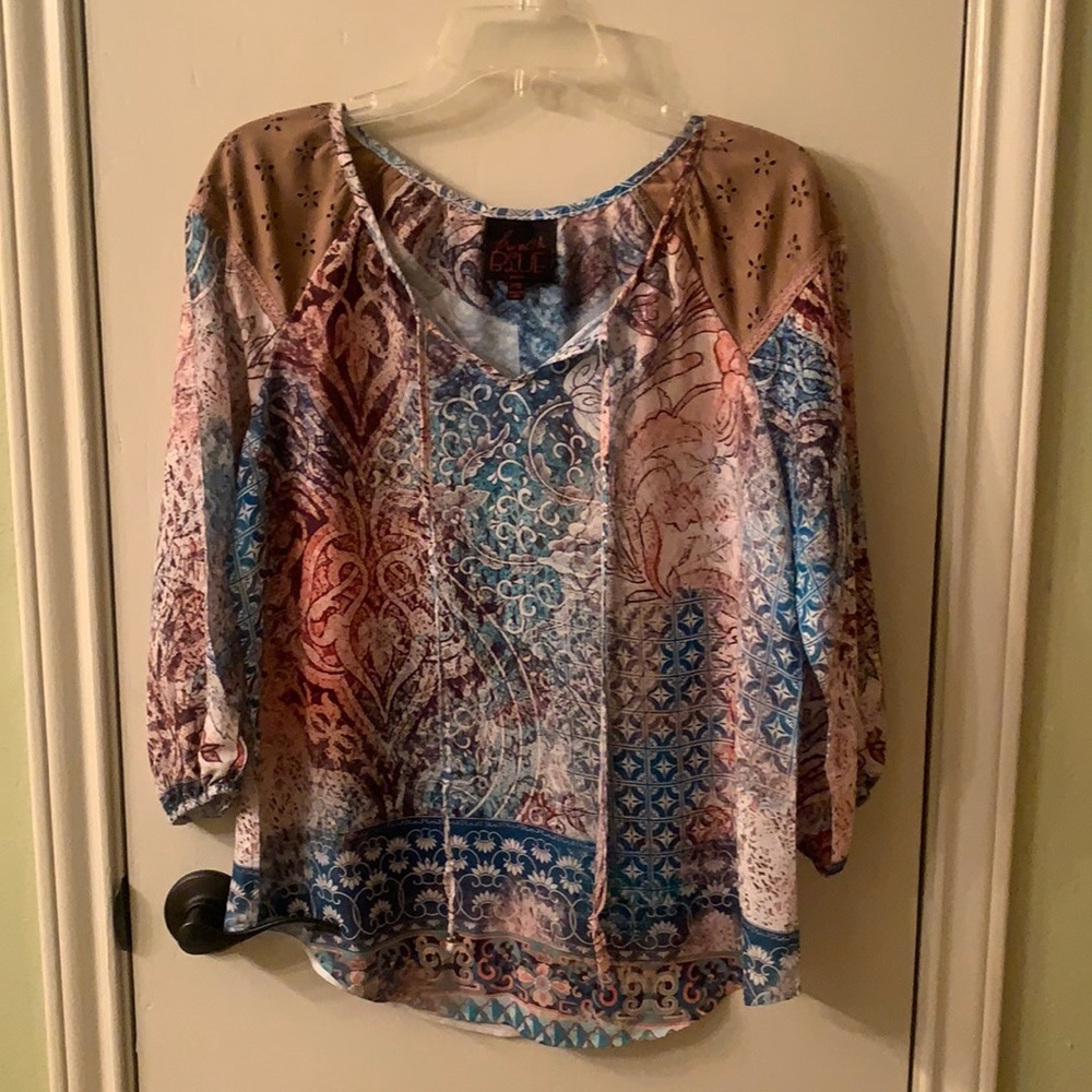 French Blue. Size: PM.  Turquoise and browns.